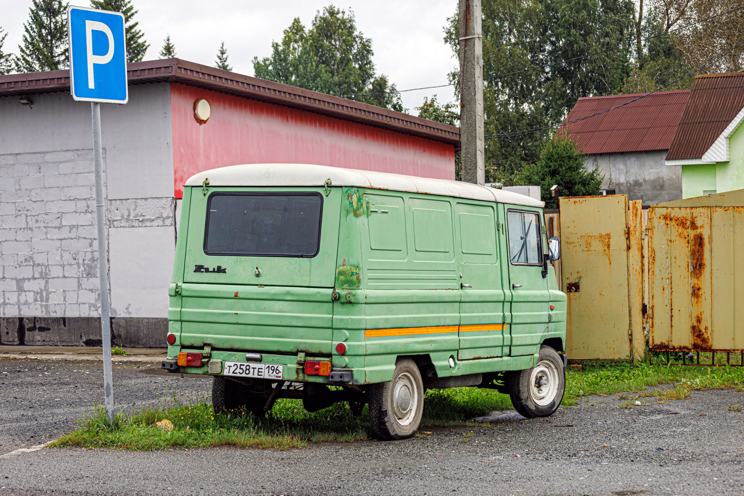 Свердловская область, № Т 258 ТЕ 196 — Żuk A06B '75-98
