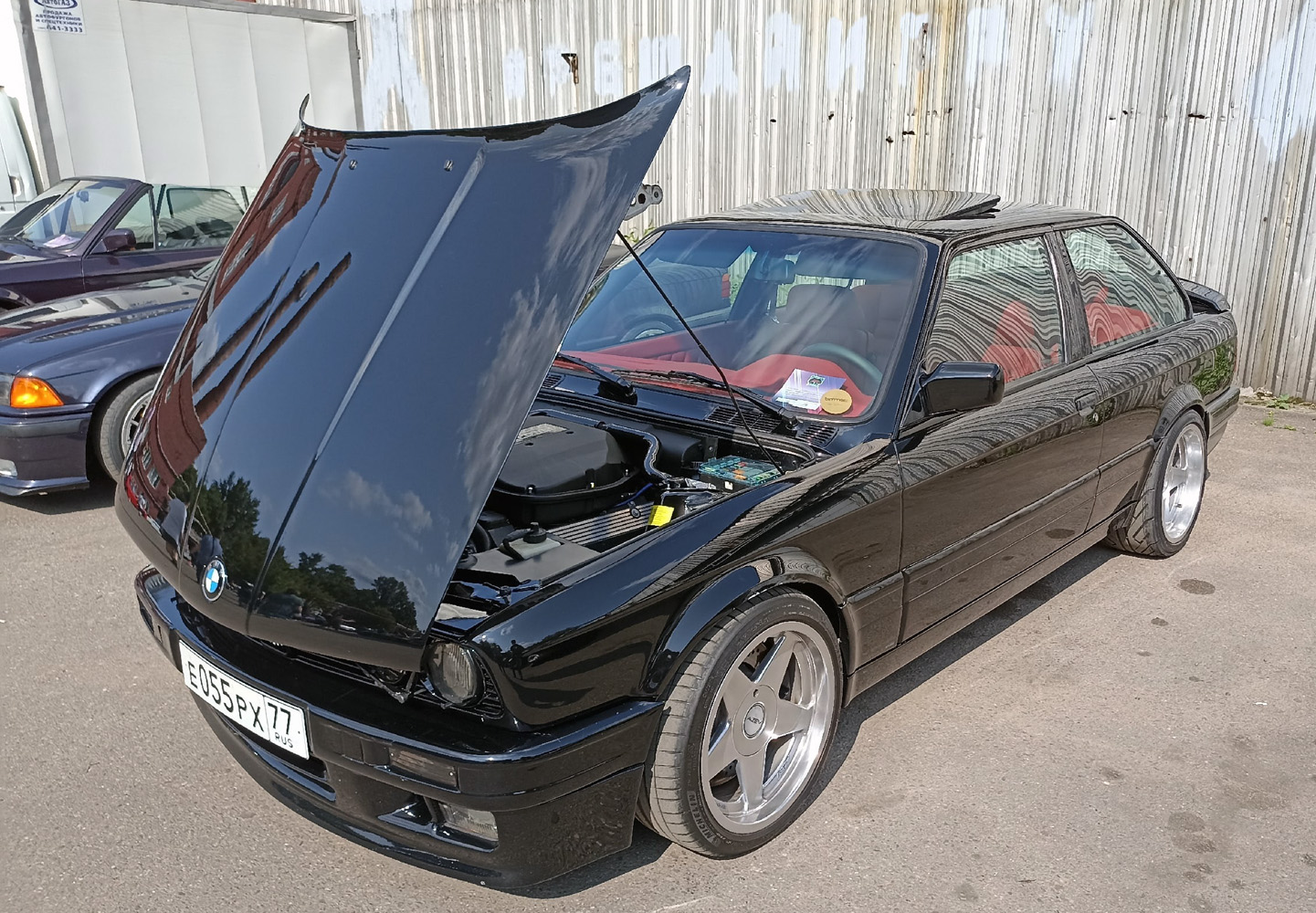 Москва, № Е 055 РХ 77 — BMW 3 Series Coupe (E30) '82-91