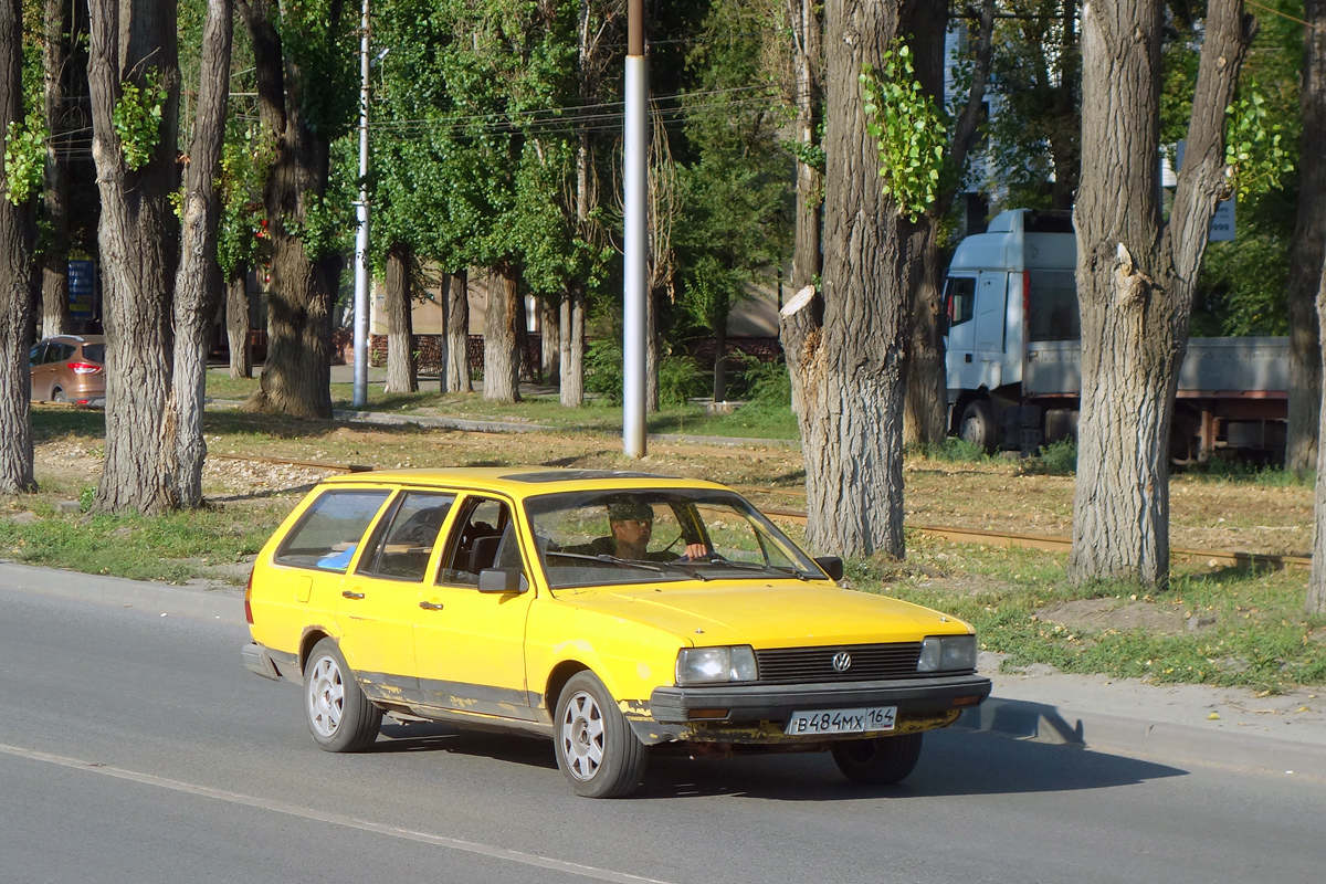 Саратовская область, № В 484 МХ 164 — Volkswagen Passat Variant (B2) '80-88