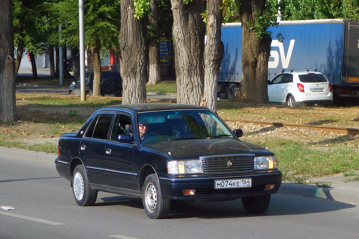 Саратовская область, № М 074 КЕ 164 — Toyota Crown (S150) '95-01