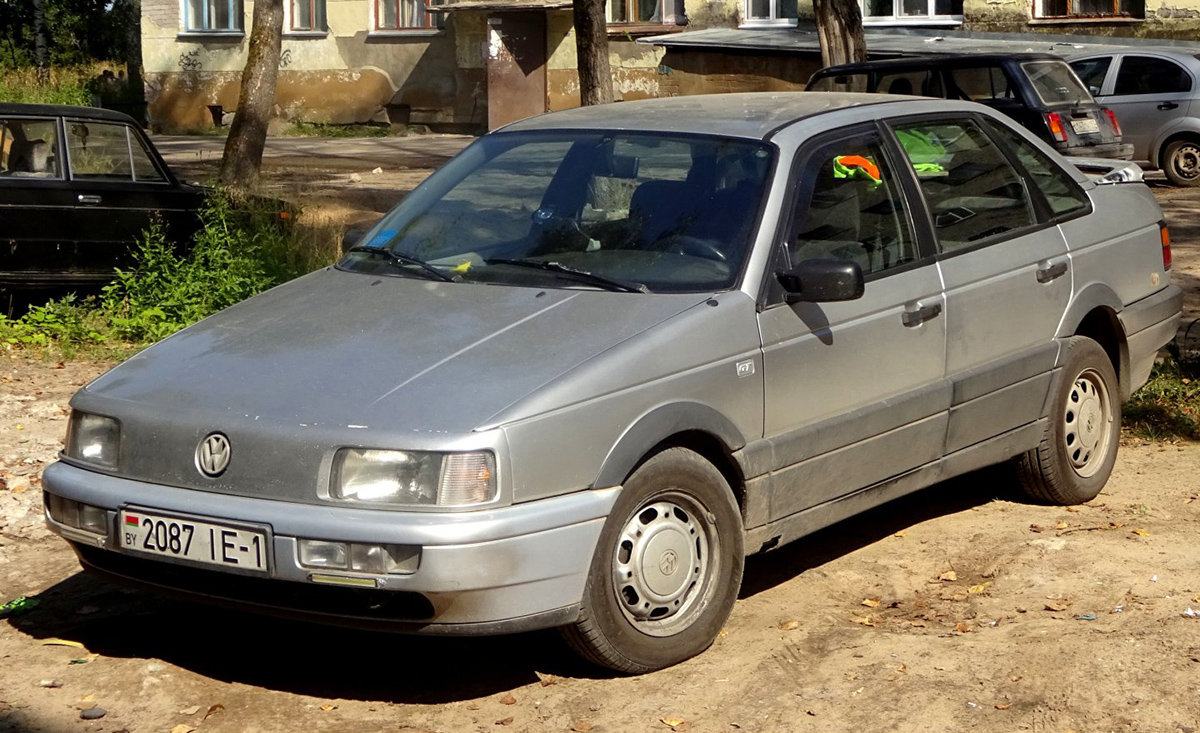 Брестская область, № 2087 IE-1 — Volkswagen Passat (B3) '88-93