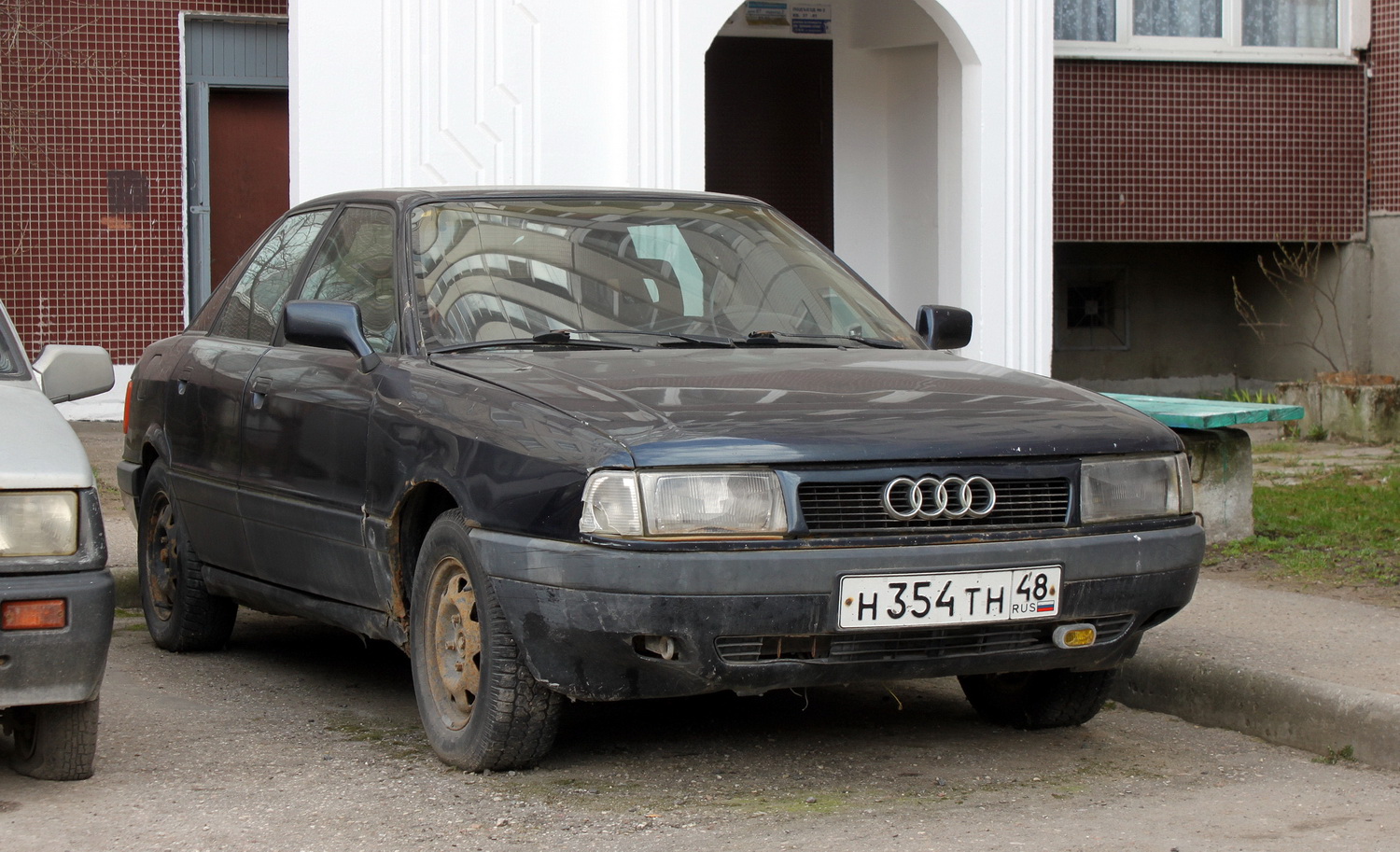 Липецкая область, № Н 354 ТН 48 — Audi 80 (B3) '86-91
