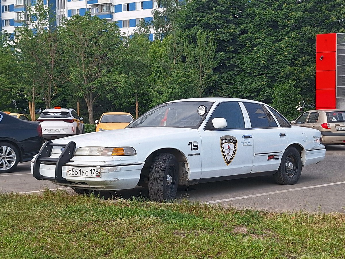 Санкт-Петербург, № О 551 УС 178 — Ford Crown Victoria (1G EN53) '92-97