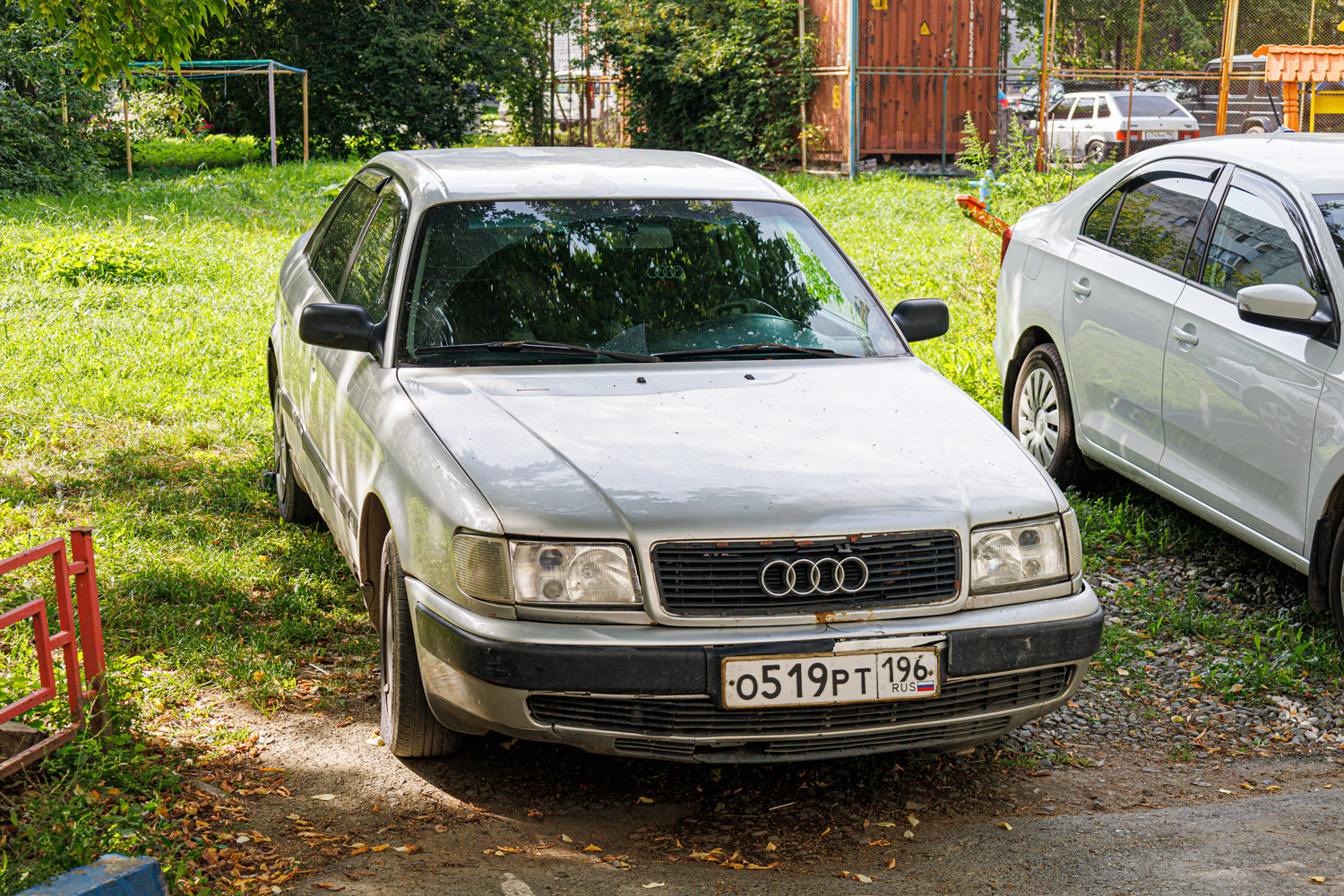 Свердловская область, № О 519 РТ 196 — Audi 100 (C4) '90-94