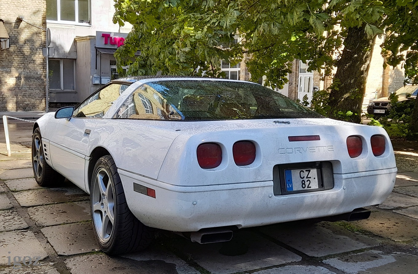 Латвия, № CZ-82 — Chevrolet Corvette (C4) '84-96