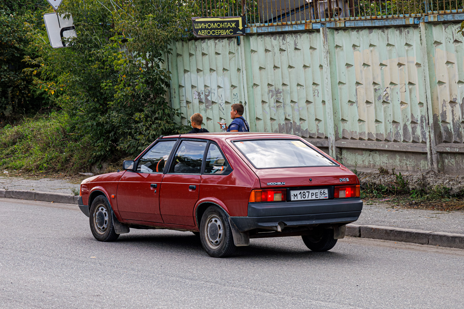 Свердловская область, № М 187 РЕ 66 — Москвич-21412 '86-94