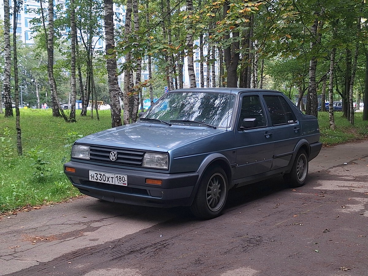 Донецкая Народная Республика, № Н 330 ХТ 180 — Volkswagen Jetta Mk2 (Typ 16) '84-92