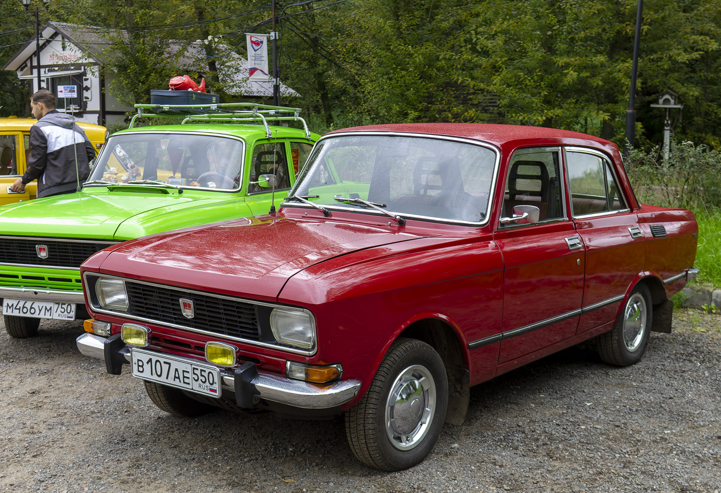 Московская область, № В 107 АЕ 550 — Москвич-2140Д '76-88; Московская область — Автоэкзотика 2025