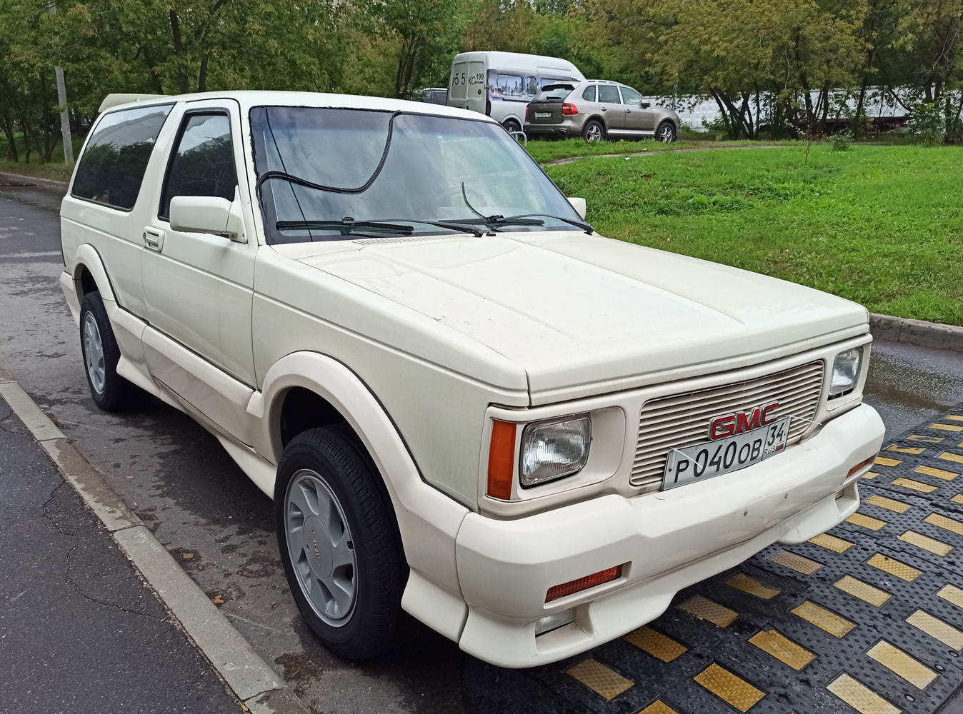 Волгоградская область, № Р 040 ОВ 34 — GMC Typhoon '92-93