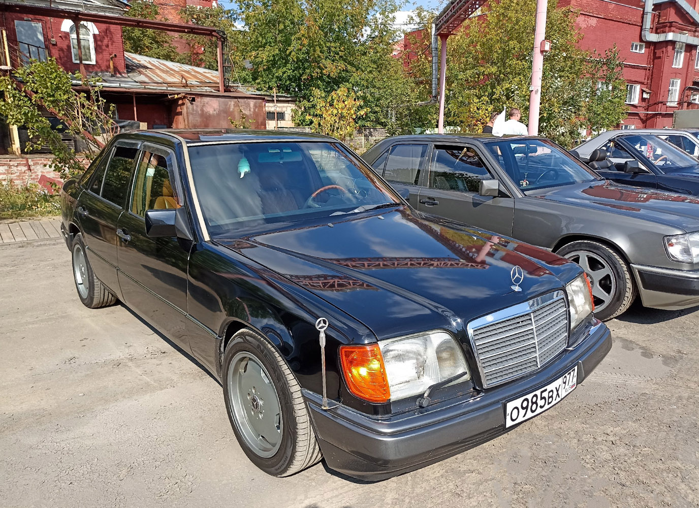 Москва, № О 985 ВХ 977 — Mercedes-Benz (W124) '84-96