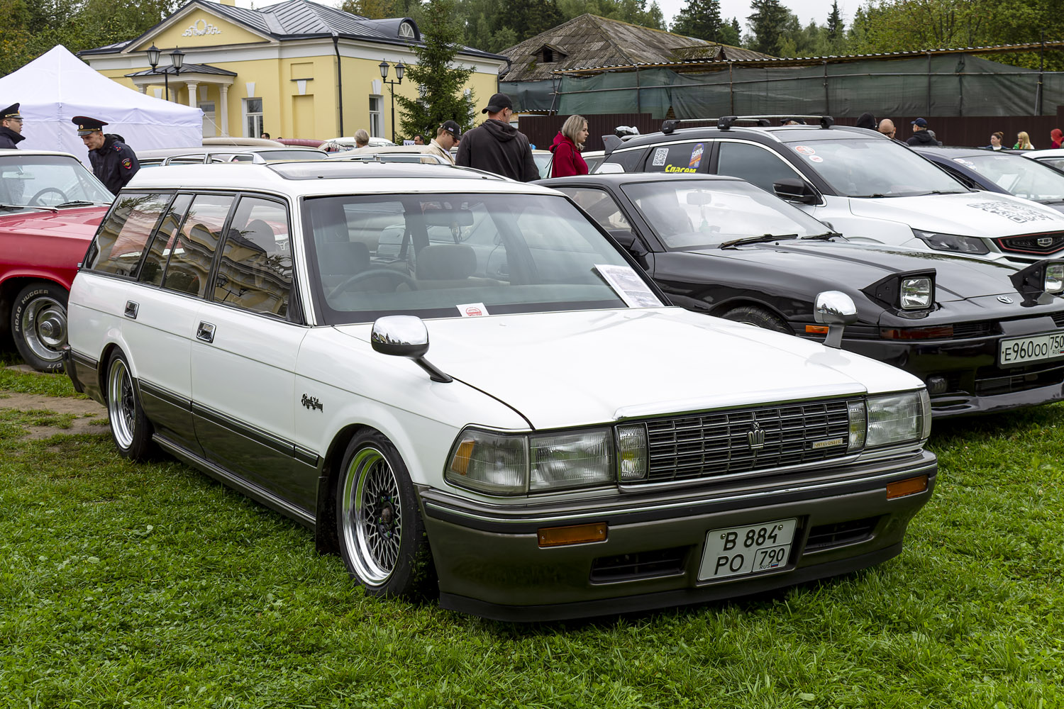 Московская область, № В 884 РО 790 — Toyota Crown (S130) '87-91; Московская область — Автоэкзотика 2025