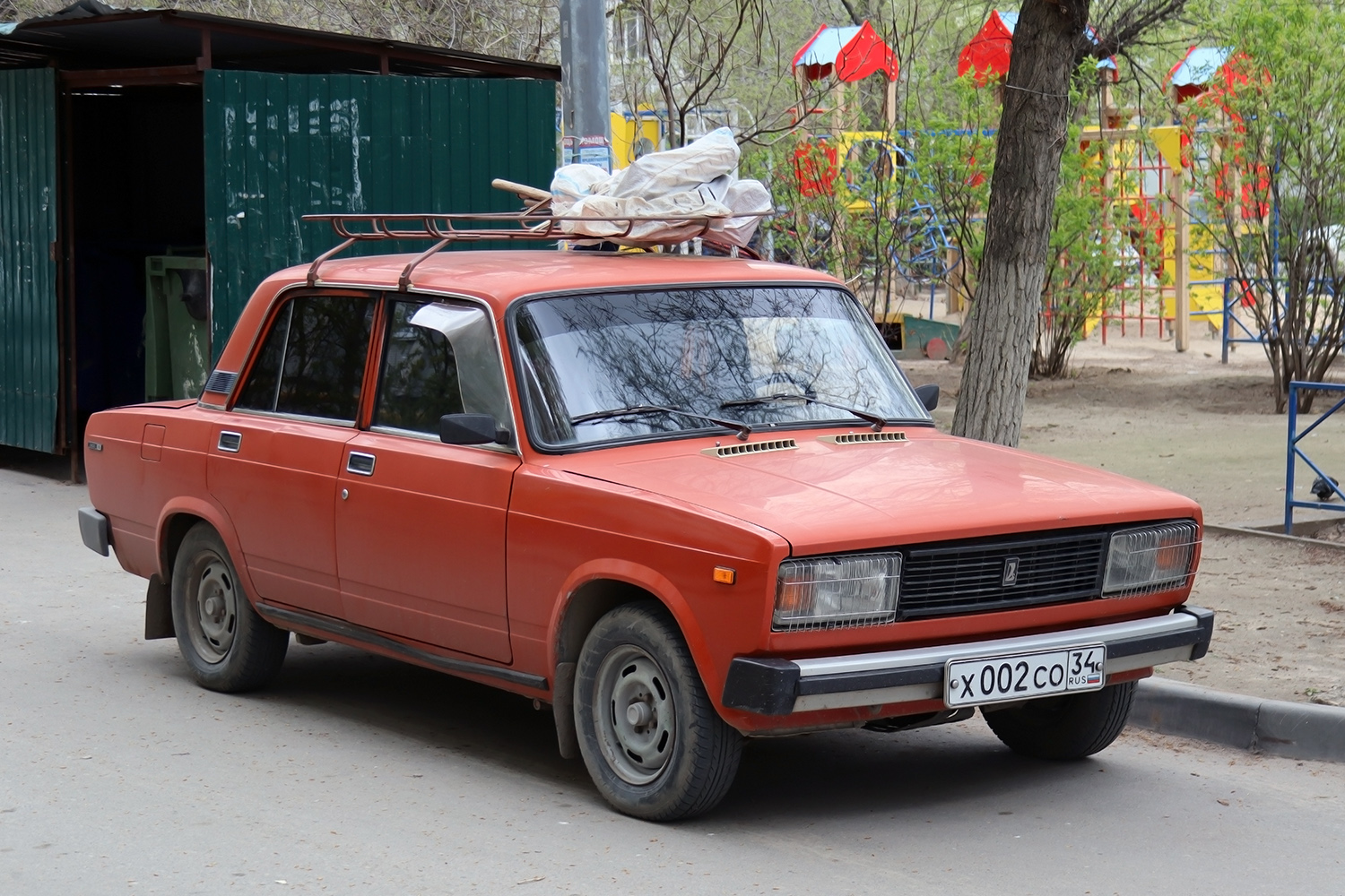 Волгоградская область, № Х 002 СО 34 — ВАЗ-2105 Жигули '80-91