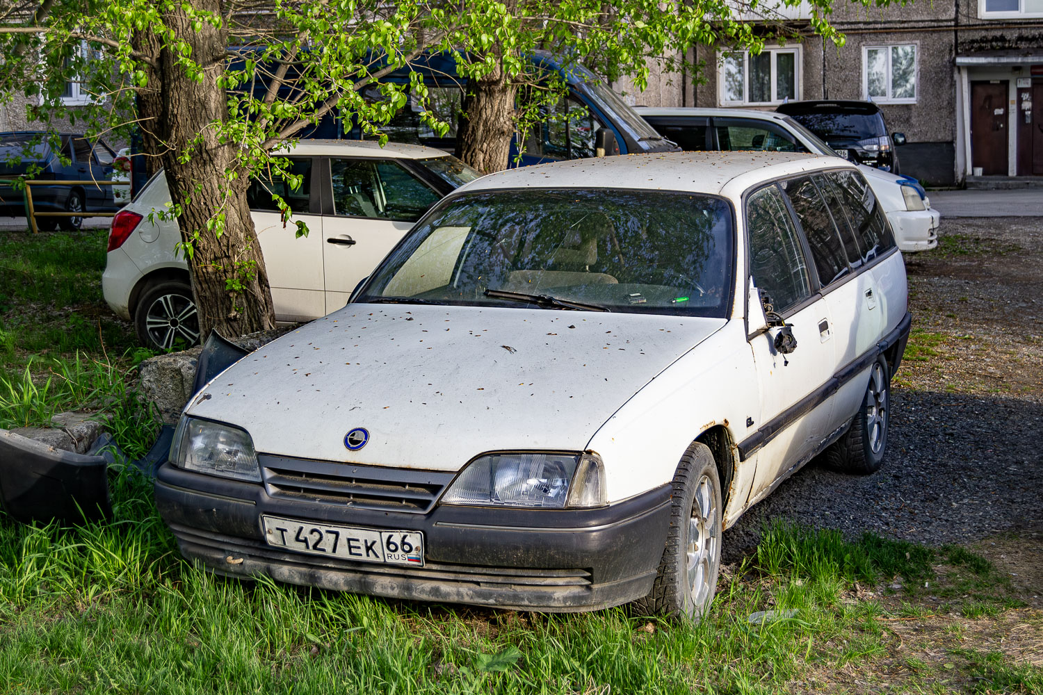 Свердловская область, № Т 427 ЕК 66 — Opel Omega (A) Caravan '86-94
