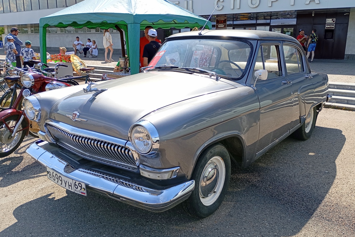 Тверская область, № В 699 УН 69 — ГАЗ-21Р Волга '65-70; Тверская область — Фестиваль "Столица Ретро 2025"