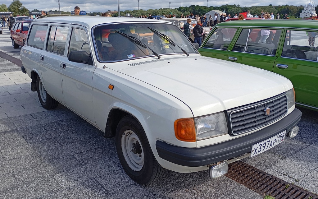 Санкт-Петербург, № Х 397 АР 198 — ГАЗ-31022 '92-97; Новгородская область — "Авто Ретро Вече 2025"