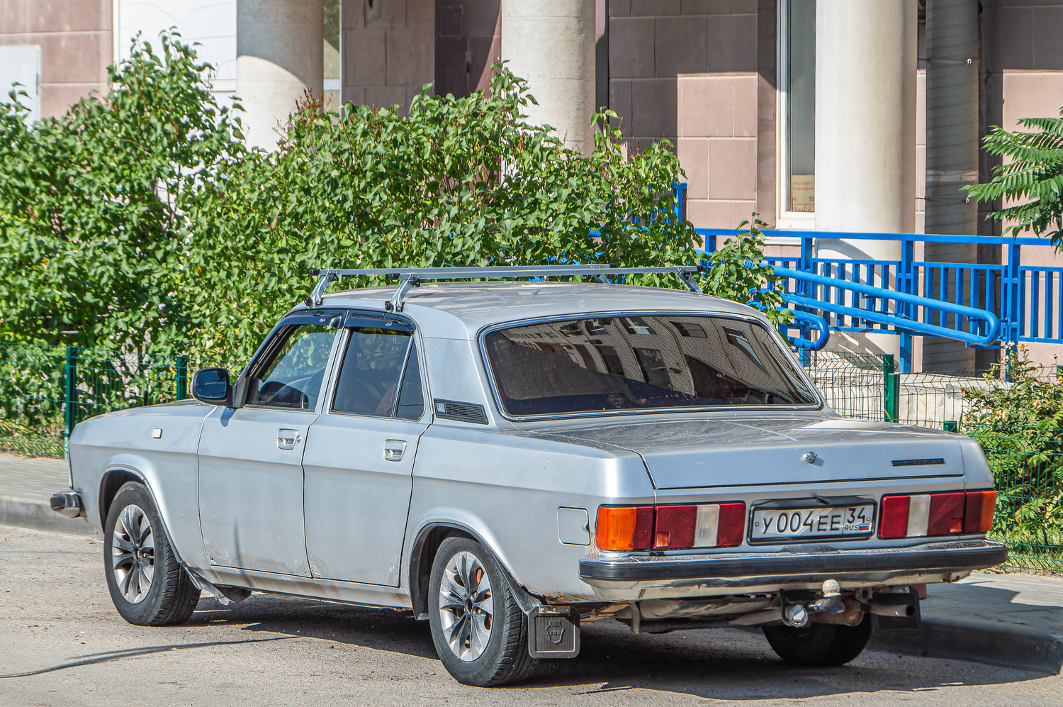 Волгоградская область, № У 004 ЕЕ 34 — ГАЗ-3102 Волга '81-08
