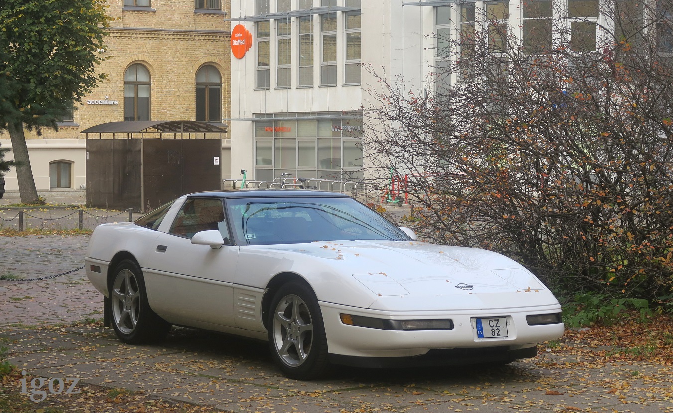 Латвия, № CZ-82 — Chevrolet Corvette (C4) '84-96