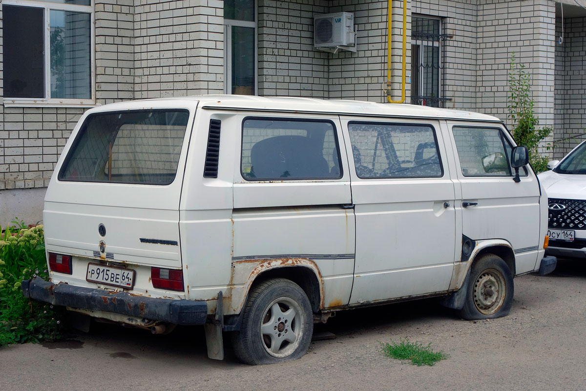 Саратовская область, № Р 915 ВЕ 64 — Volkswagen Typ 2 (T3) '79-92