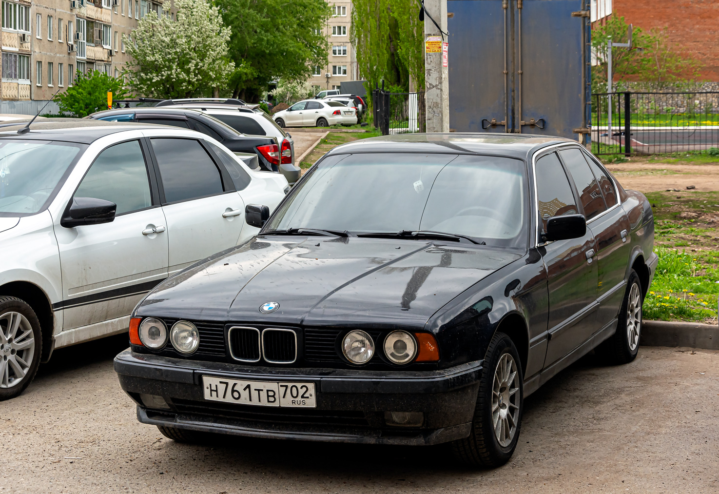 Башкортостан, № Н 761 ТВ 702 — BMW 5 Series (E34) '87-96