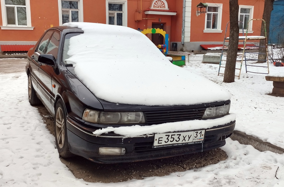 Псковская область, № Е 353 ХУ 31 — Mitsubishi Galant (6G) '87-92