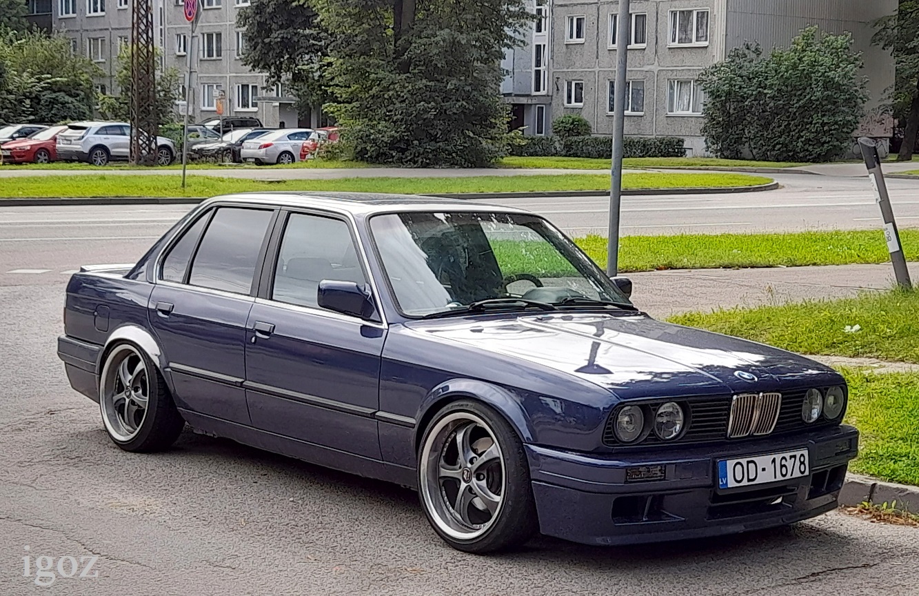 Латвия, № OD-1678 — BMW 3 Series (E30) '82-94