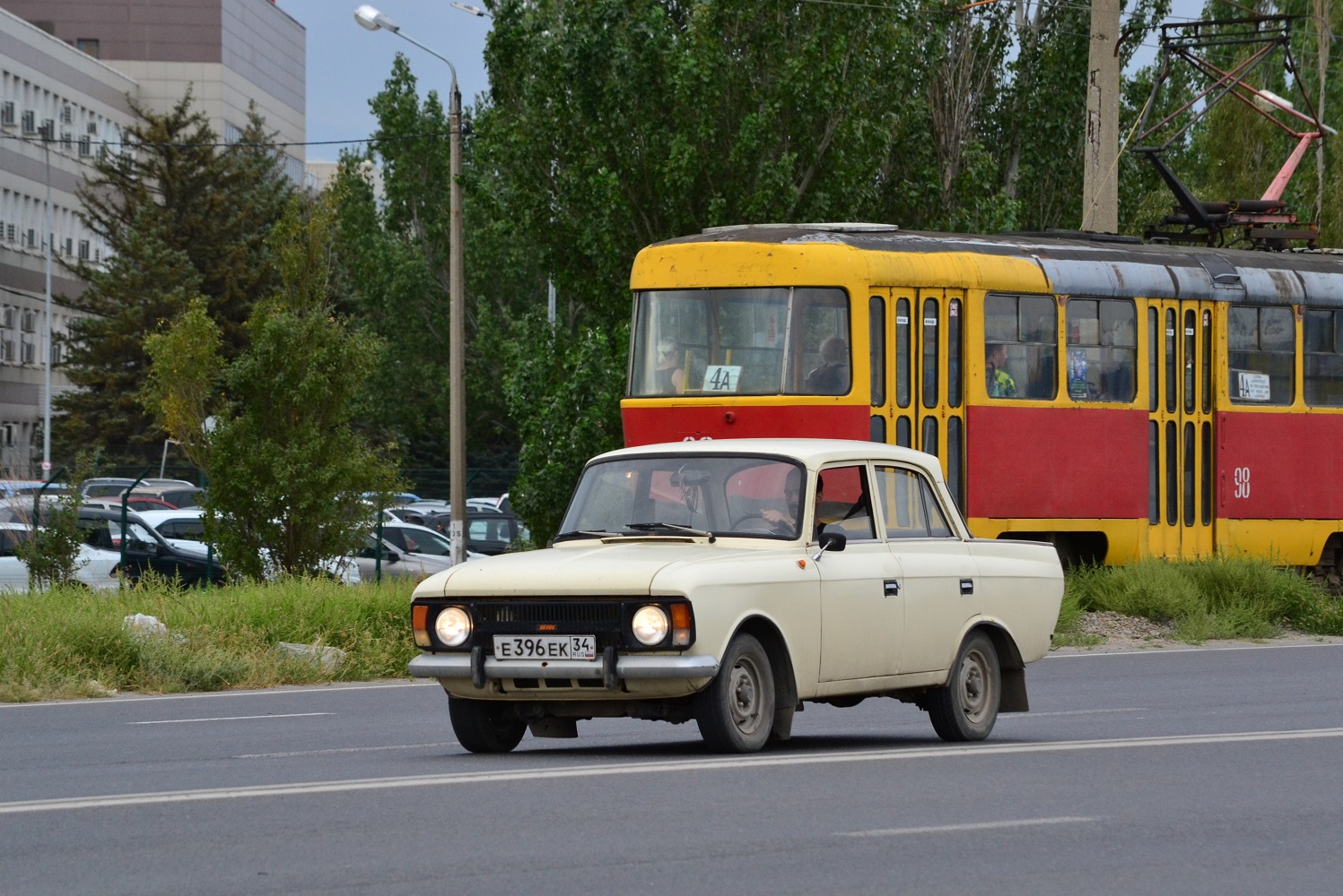 Волгоградская область, № Е 396 ЕК 34 — Москвич-412ИЭ-028 (Иж) '82-01