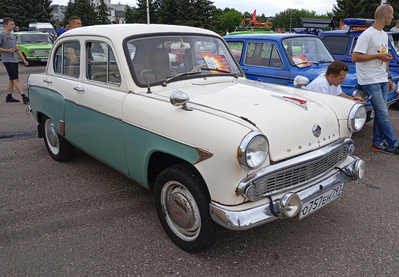 Москва, № О 757 ЕН 797 — Москвич-403 '62-65; Тверская область — Фестиваль "Столица Ретро 2025"