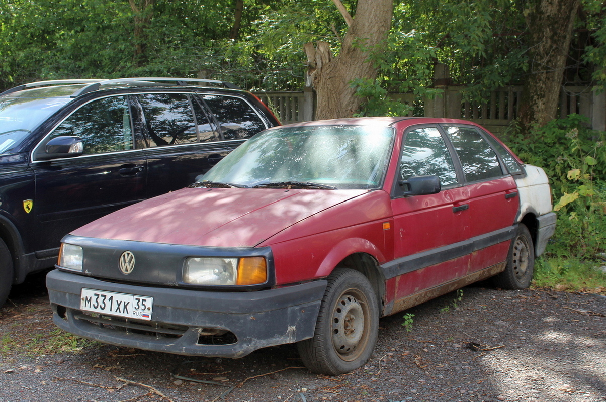 Санкт-Петербург, № М 331 ХК 35 — Volkswagen Passat (B3) '88-93