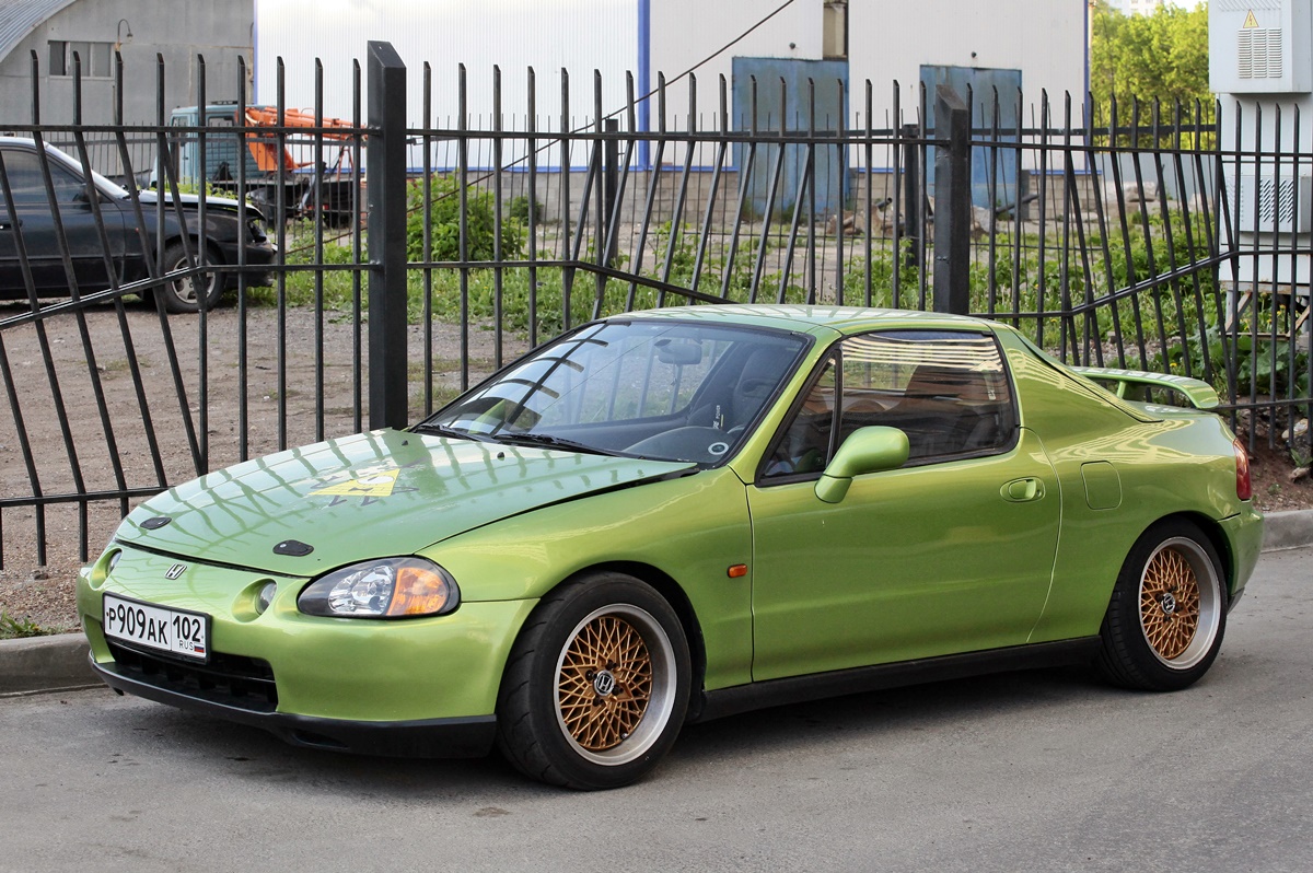 Башкортостан, № Р 909 АК 102 — Honda CR-X (3G) '92-98