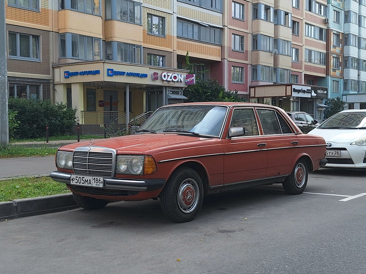 Ханты-Мансийский автоном.округ, № Р 505 МА 186 — Mercedes-Benz (W123) '76-86