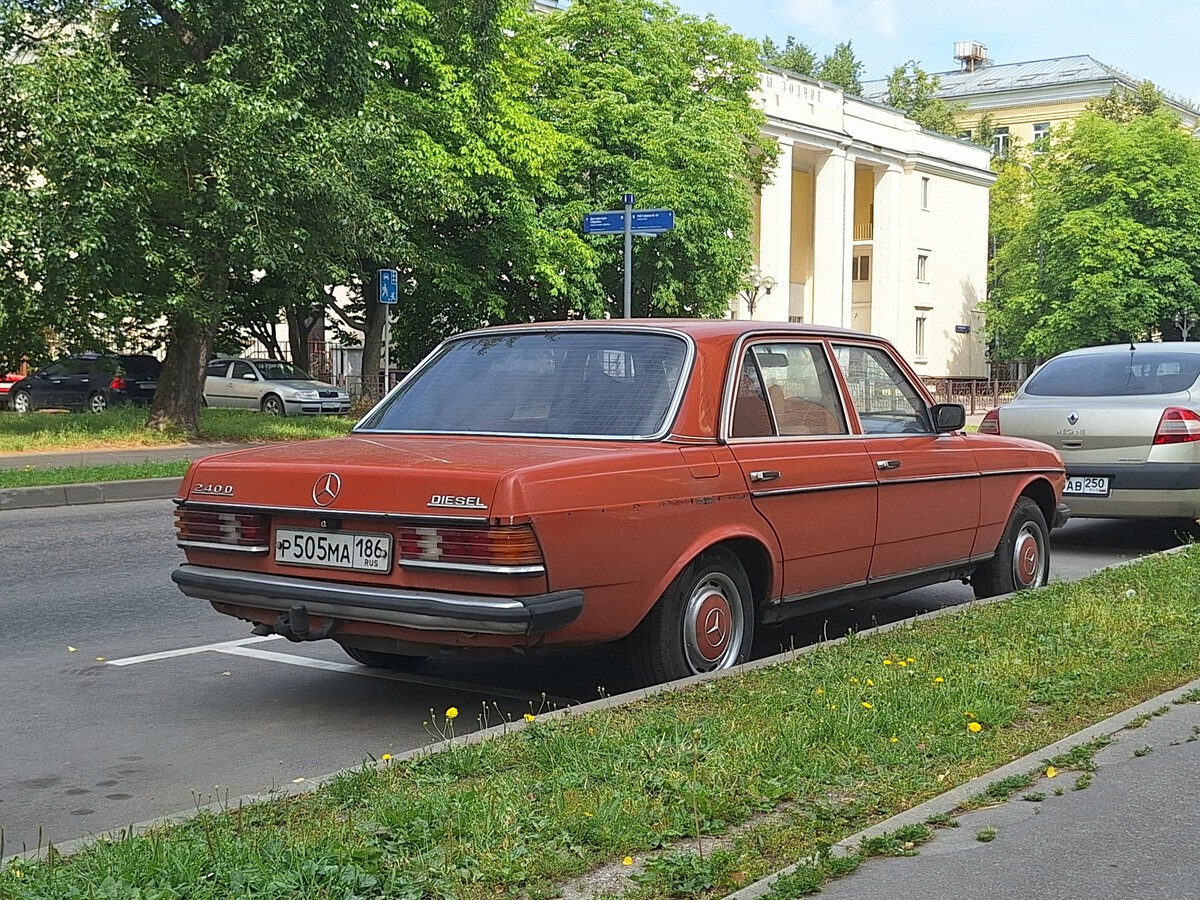 Ханты-Мансийский автоном.округ, № Р 505 МА 186 — Mercedes-Benz (W123) '76-86