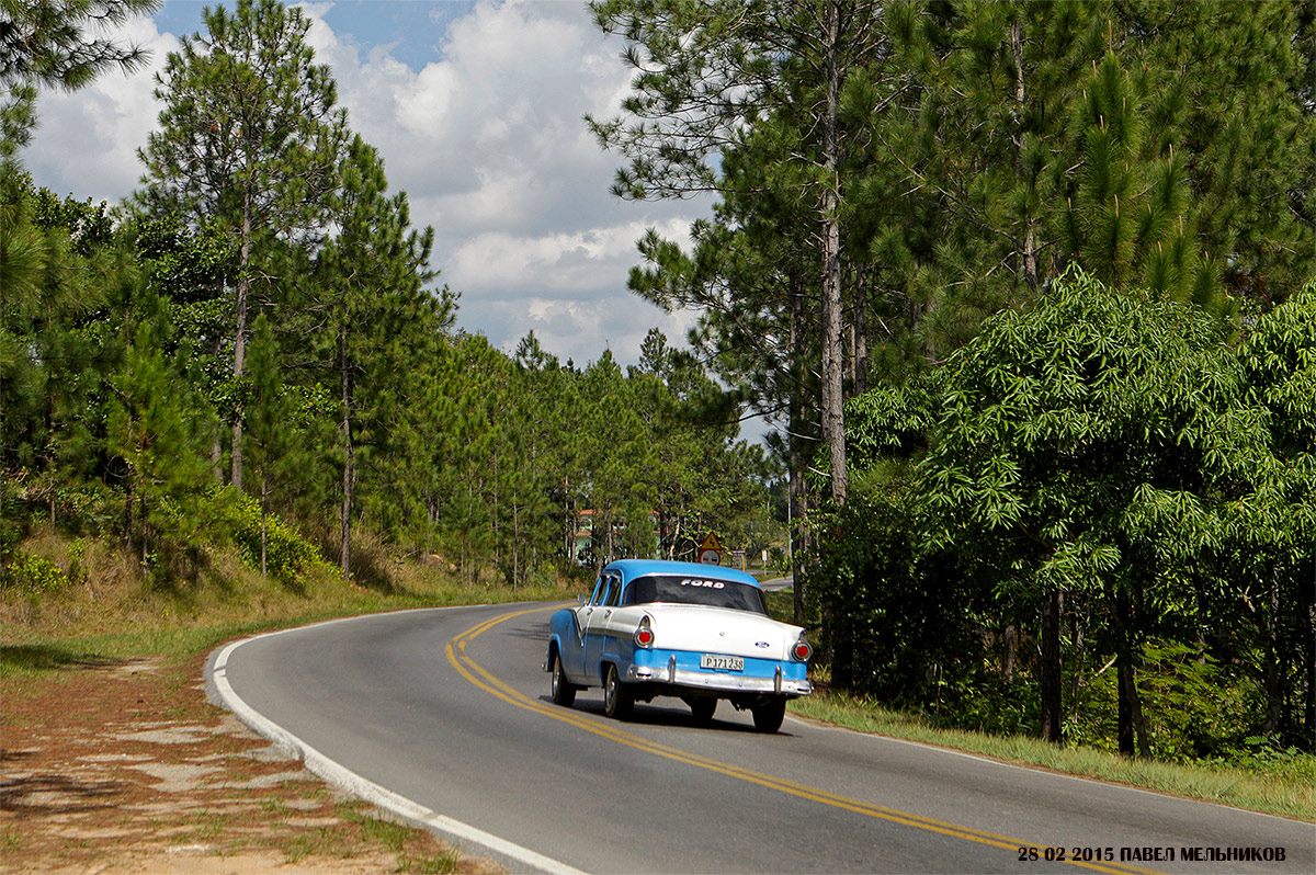 Куба, № P 171 238 — Ford Fairlane (1G) '55-56