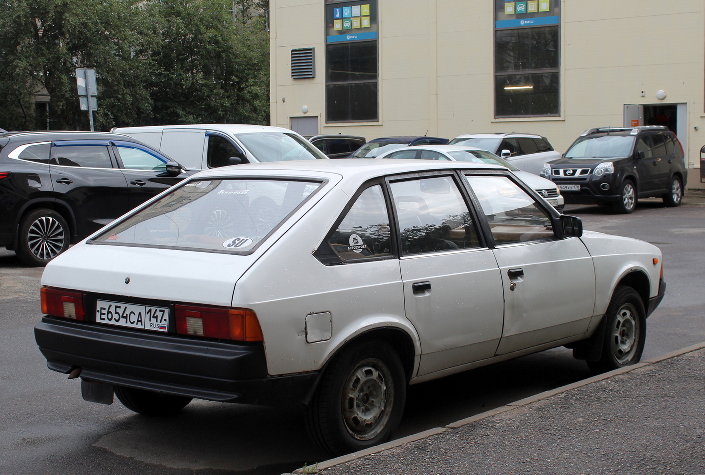 Ленинградская область, № Е 654 СА 147 — Москвич-2141 '86-98