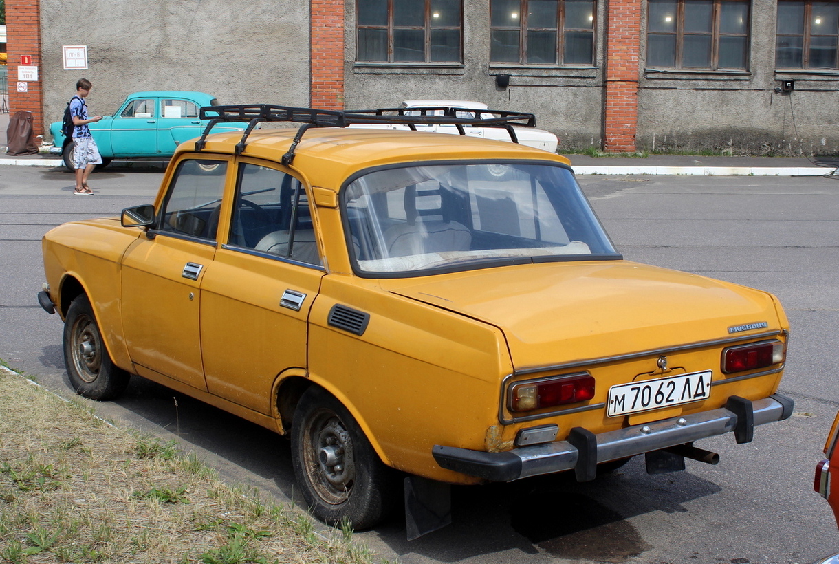 Санкт-Петербург, № М 7062 ЛД — Москвич-2140Д '76-88