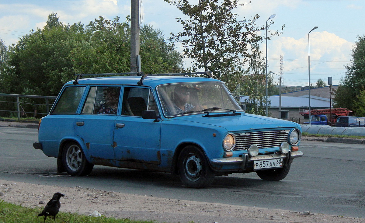 Псковская область, № Р 857 АА 60 — ВАЗ-2102 Жигули '71-86