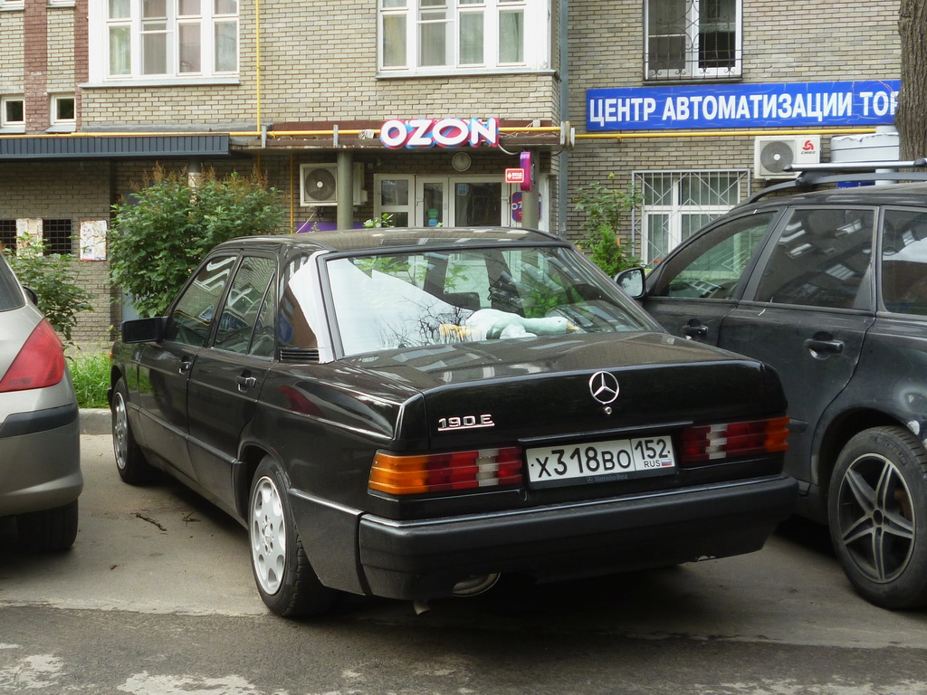 Нижегородская область, № Х 318 ВО 152 — Mercedes-Benz 190 (W201) '82-93