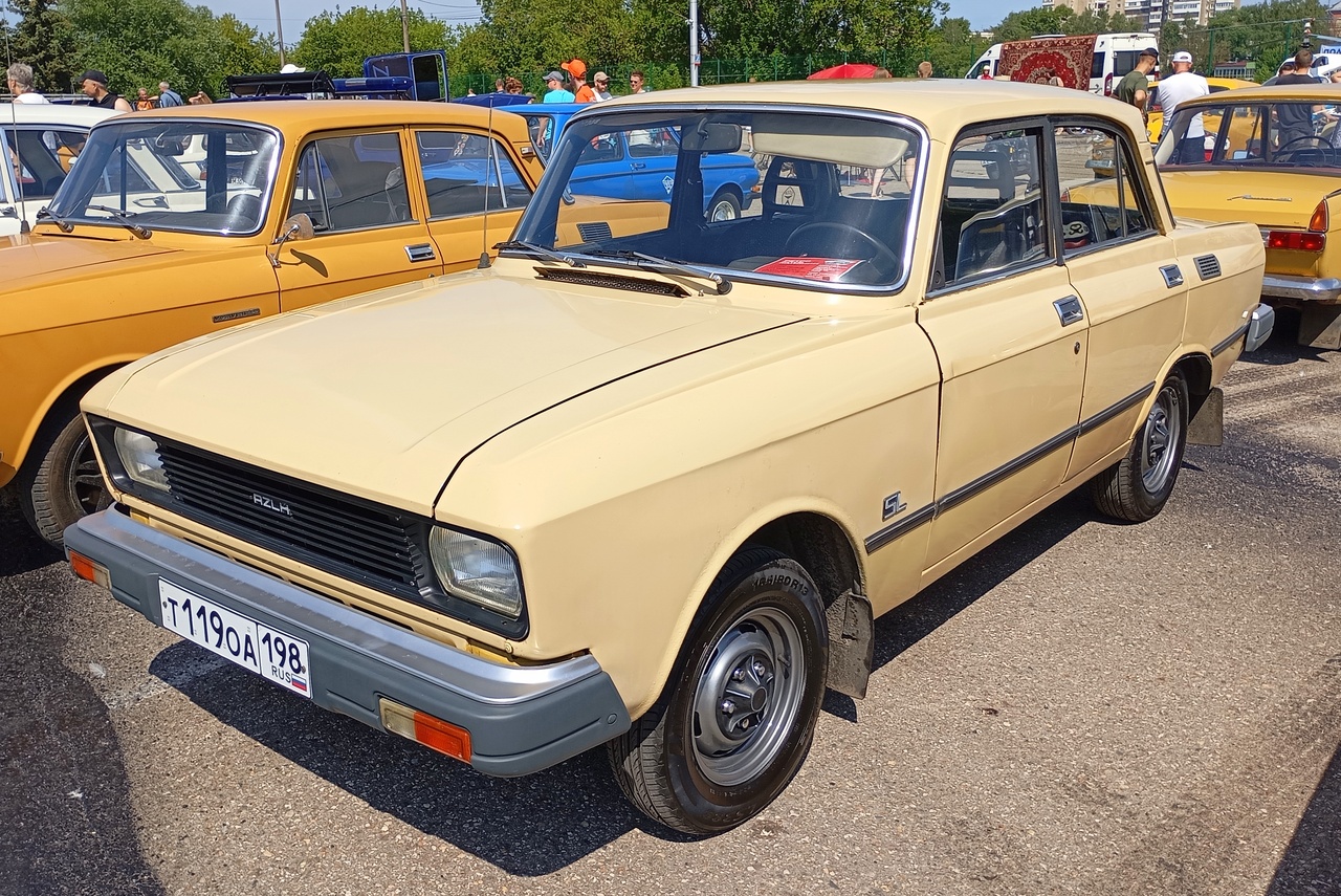 Санкт-Петербург, № М 8170 ЛД — Москвич-2140-117 (2140SL) '80-88; Тверская область — Фестиваль "Столица Ретро 2025"