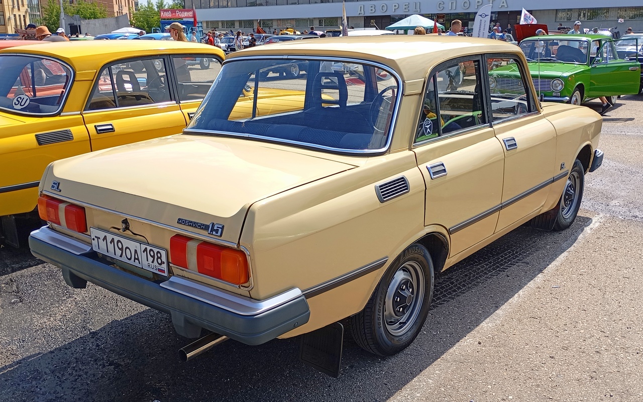 Санкт-Петербург, № М 8170 ЛД — Москвич-2140-117 (2140SL) '80-88; Тверская область — Фестиваль "Столица Ретро 2025"