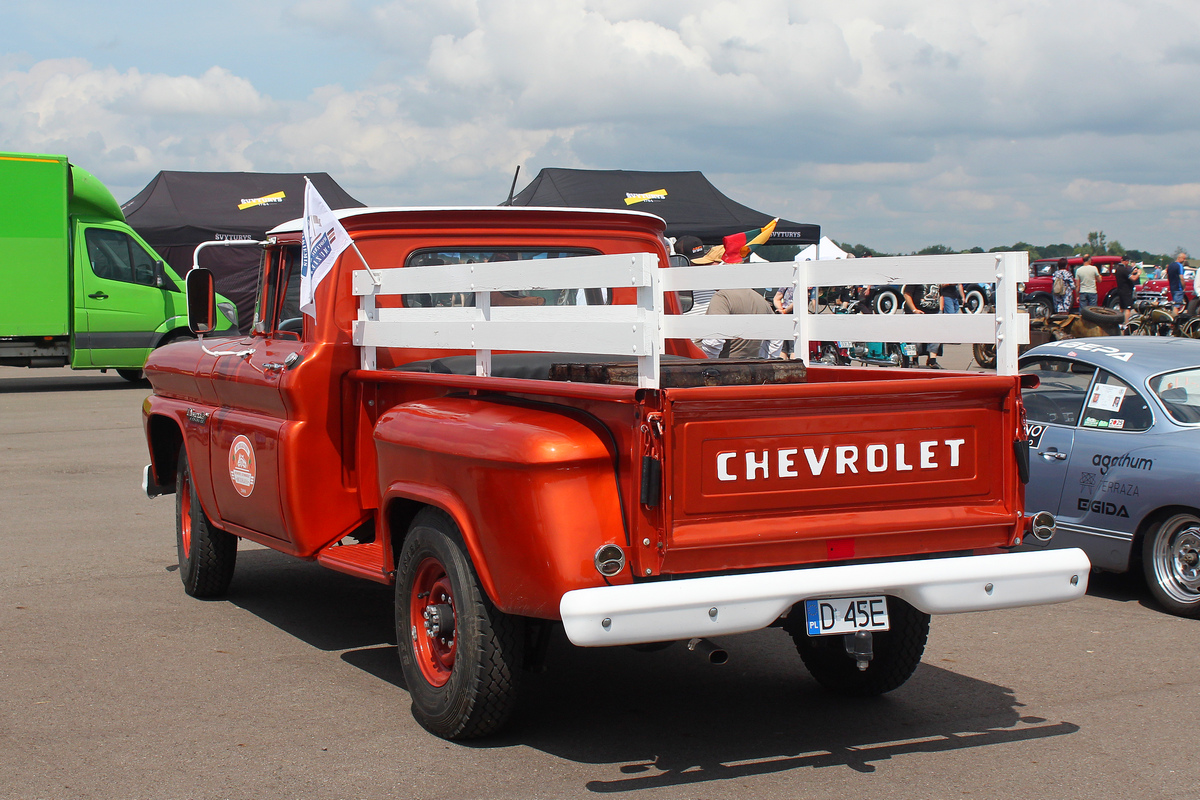Литва, № D 45E — Chevrolet Apache '55-61; Литва — Nesenstanti klasika 2025