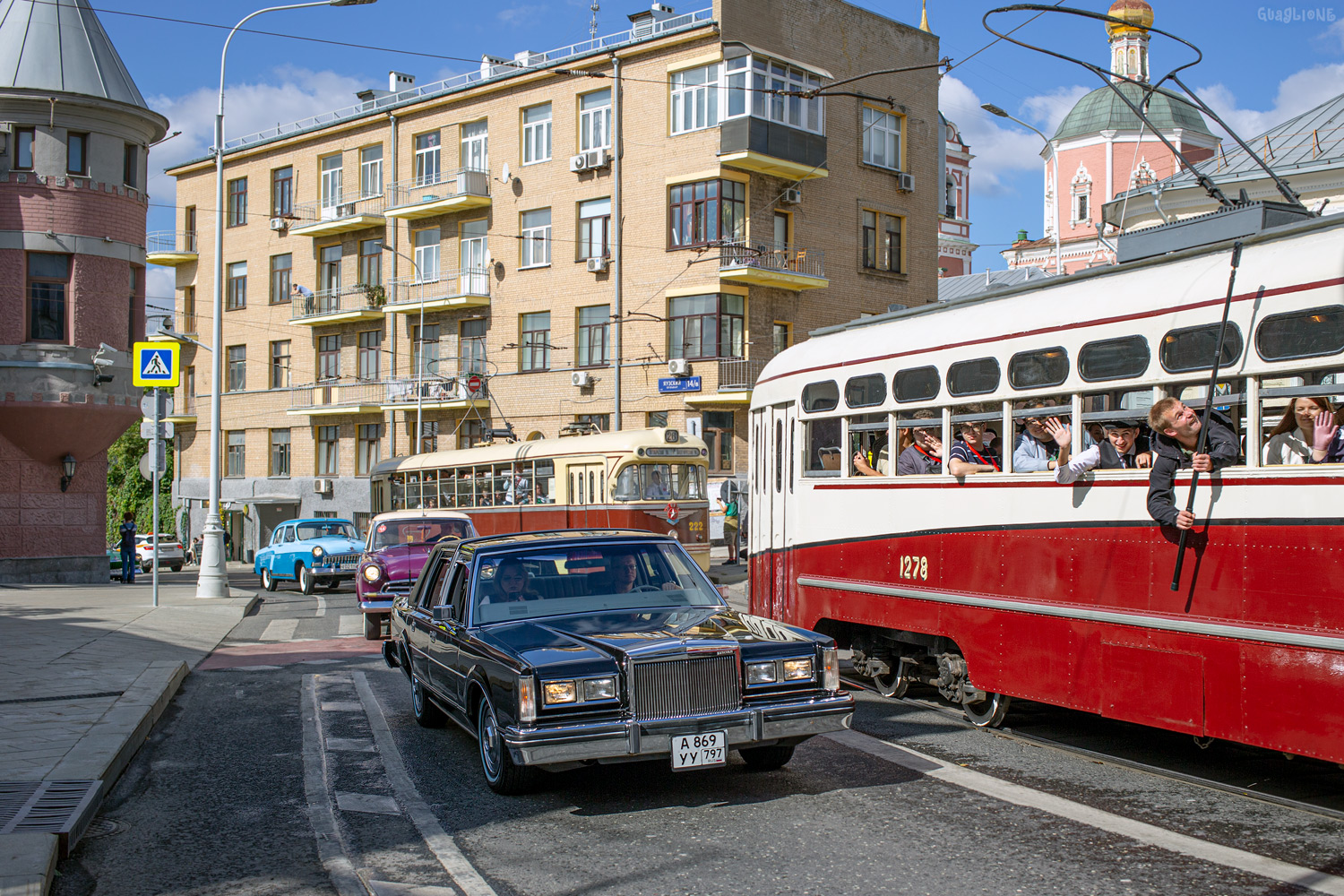 Москва, № А 869 УУ 797 — Lincoln Town Car (1G) '81-89; Москва — 20-й парад исторического транспорта 2025
