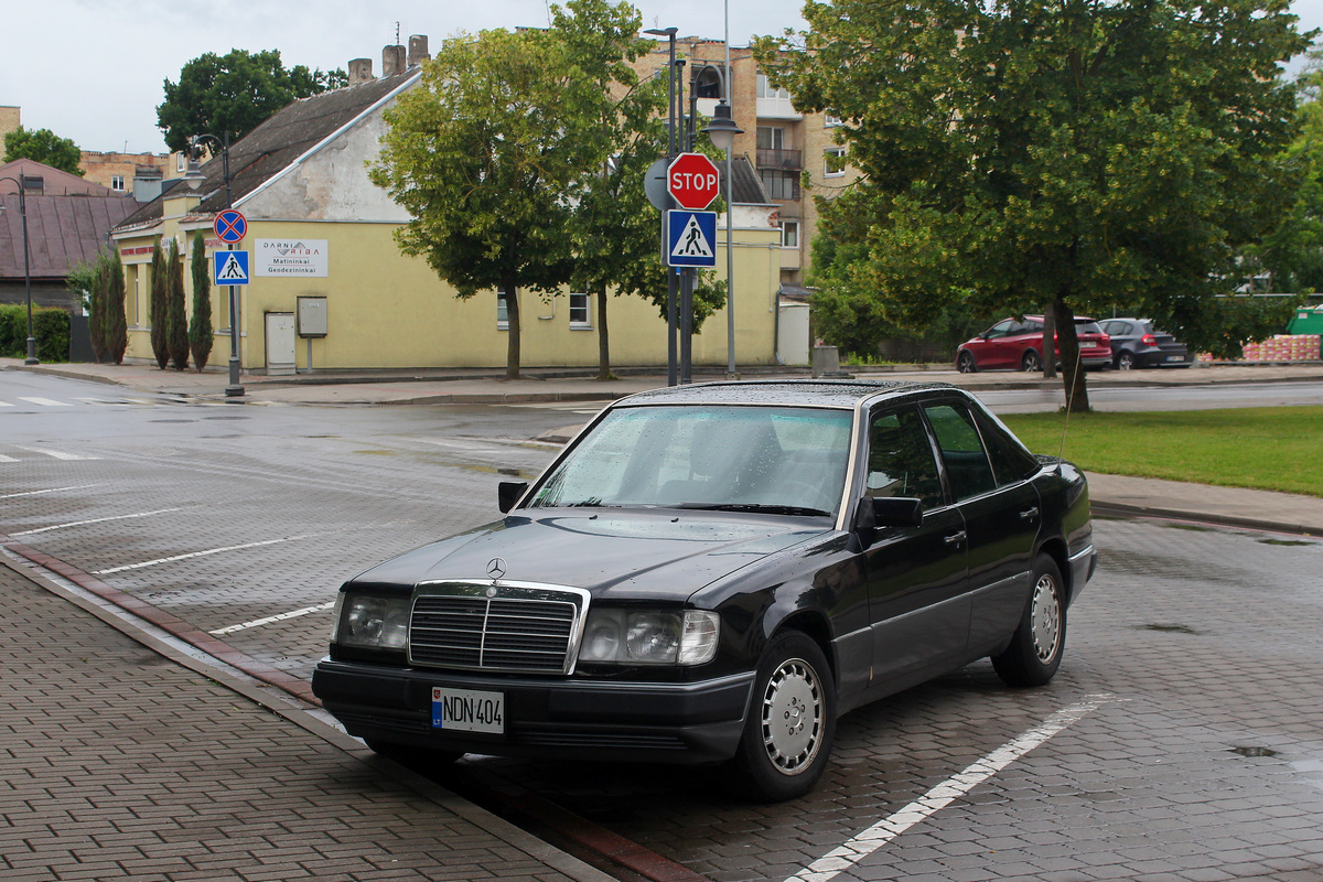 Литва, № NDN 404 — Mercedes-Benz (W124) '84-96