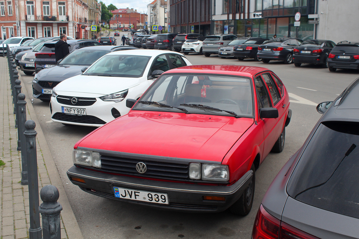Литва, № JVF 939 — Volkswagen Passat (B2) '80-88