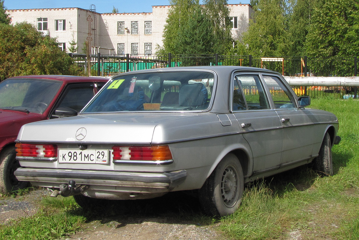 Архангельская область, № К 981 МС 29 — Mercedes-Benz (W123) '76-86