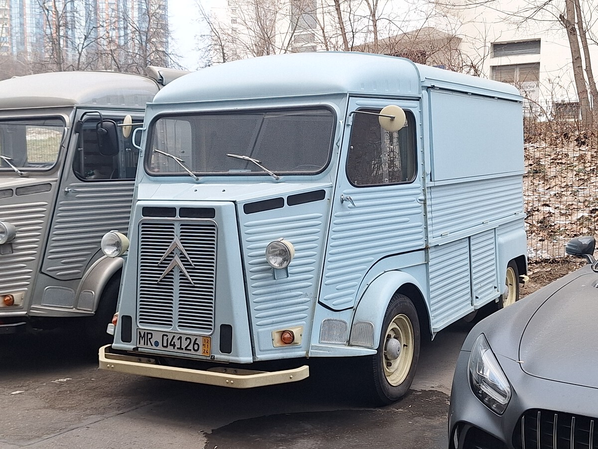 Москва, № MR 04126 — Citroën Type H '47-81; Германия — Вне региона