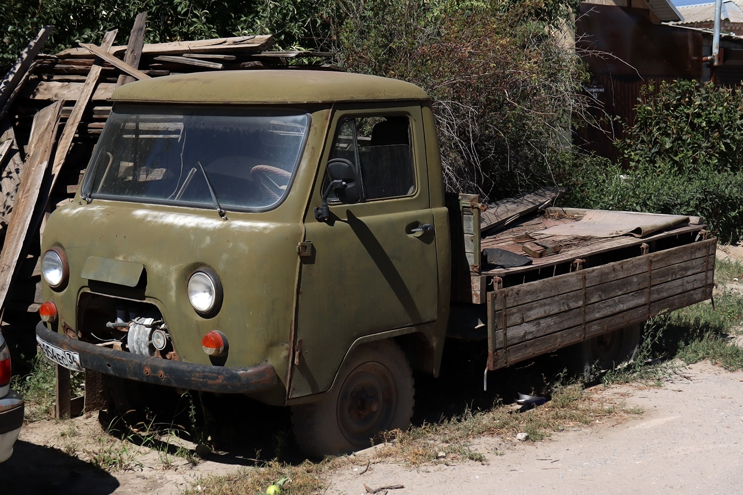 Волгоградская область, № В 954 ЕС 34 — УАЗ-452Д '65-85