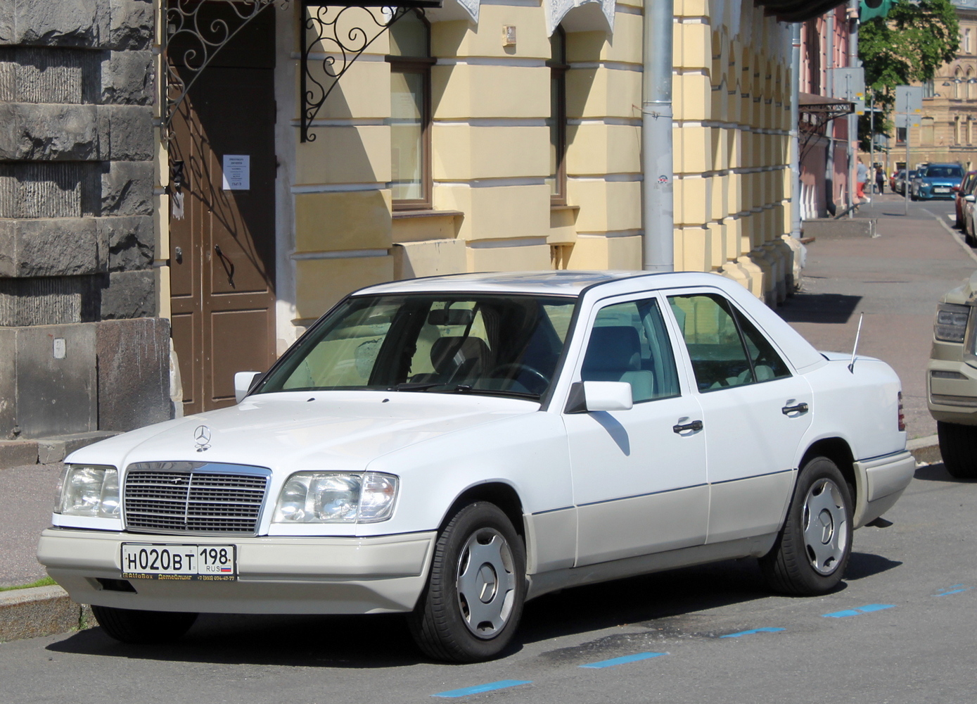 Санкт-Петербург, № Н 020 ВТ 198 — Mercedes-Benz (W124) '84-96