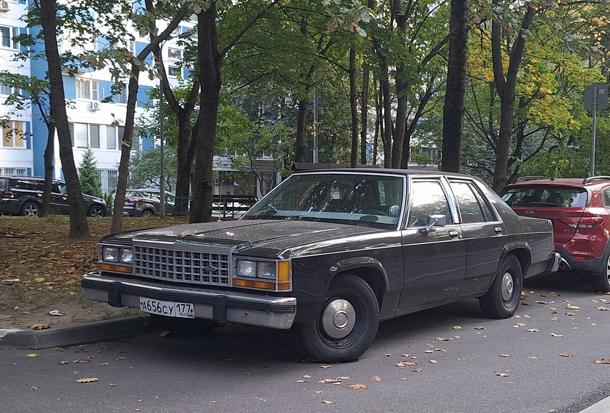 Москва, № А 656 СУ 177 — Ford LTD Crown Victoria '80-91