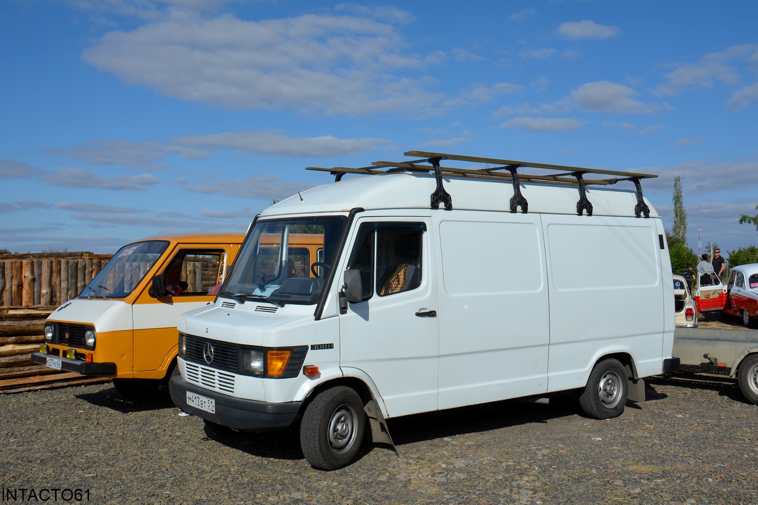 Ростовская область, № М 413 ВТ 51 — Mercedes-Benz T1 308D '76-96; Мурманская область — Вне региона; Ростовская область — Автопробег "Донретро" 2025