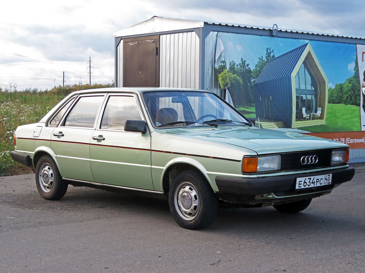 Кировская область, № Е 634 РС 43 — Audi 80 (B2) '78-86