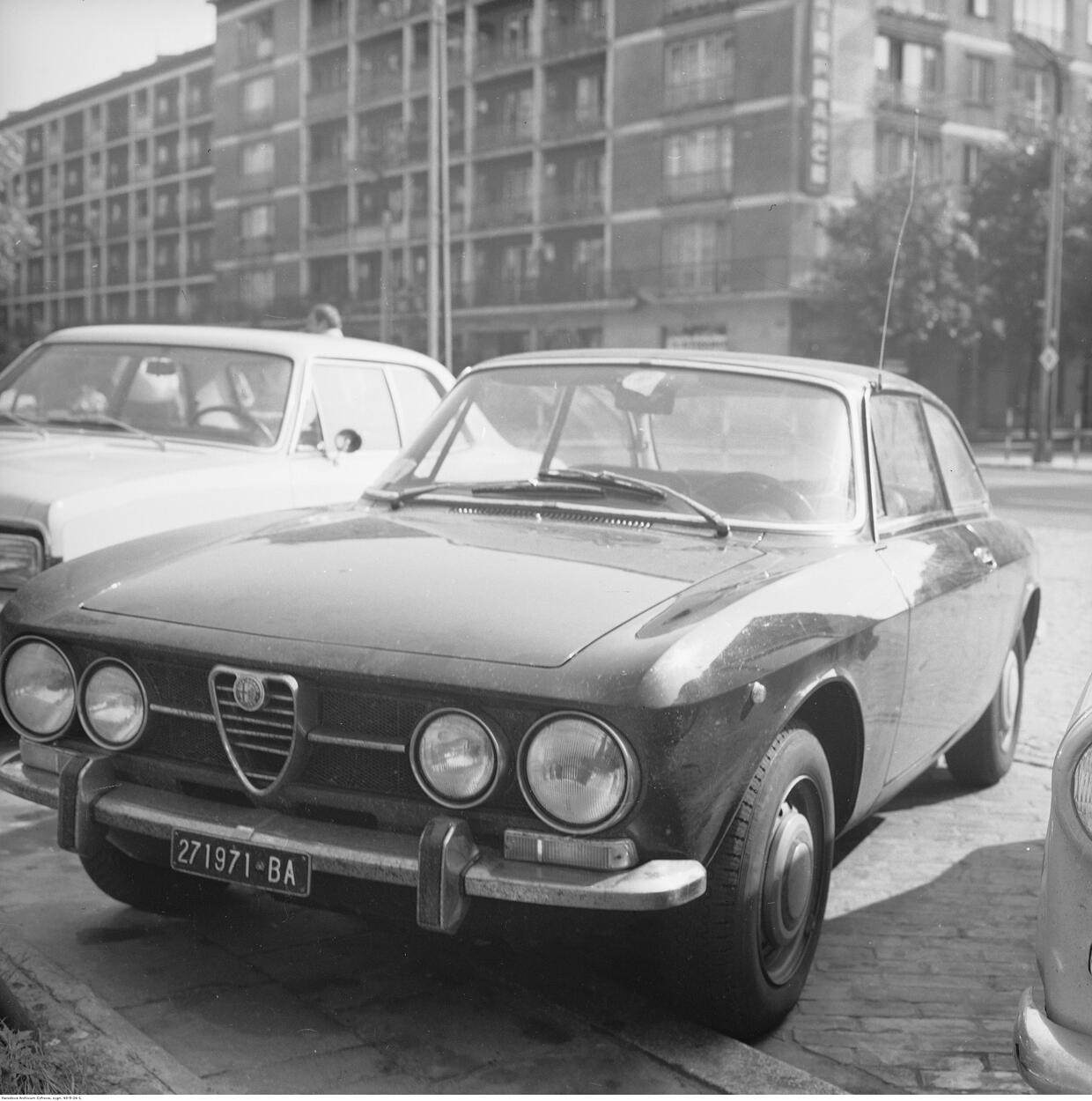 Италия, № 271971-BA — Alfa Romeo Coupés 105/115 (Bertone) '63-77; Польша — Старые фотографии